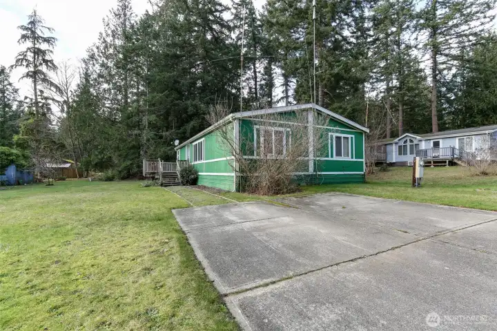 Front of house at Street