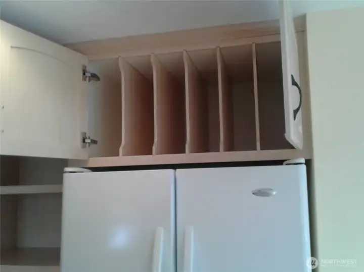 Cookie Sheets and baking pan storage