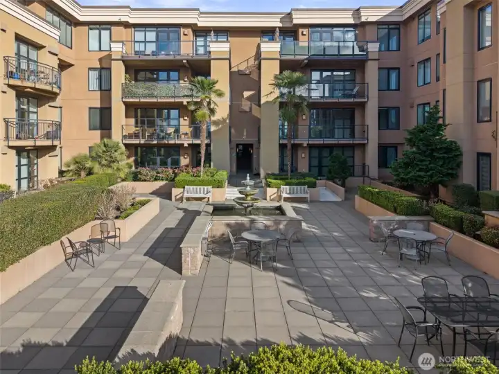 Community courtyard Community courtyard