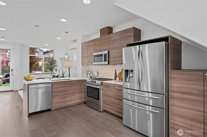 SS Kitchen appliances.