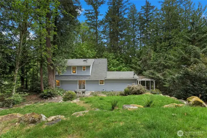 Large .61 ac lot with 3 flat terraces!