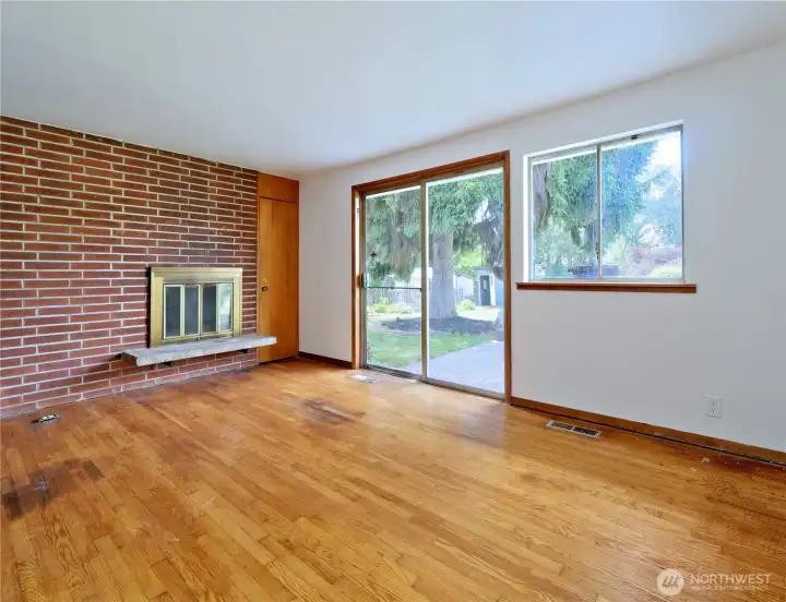 Living room with fireplace