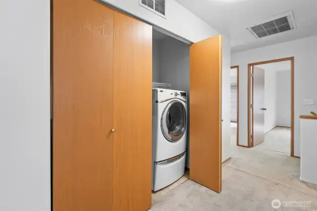 Washer dryer stay! Laundry closet is conveniently located on the upper level with easy access by all bedrooms.