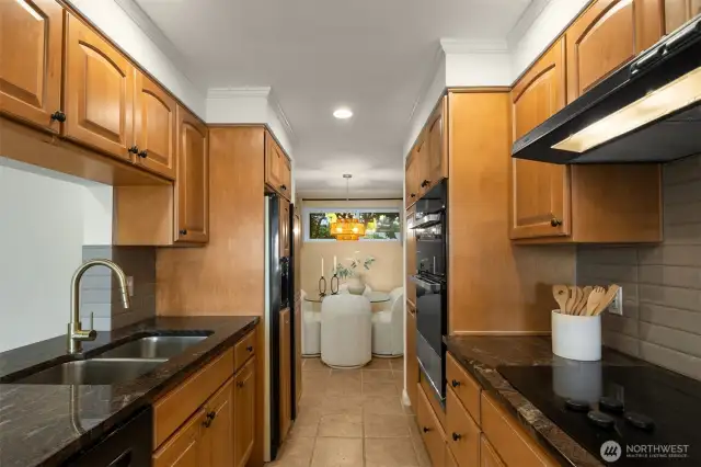 Dining room in the back ground.
