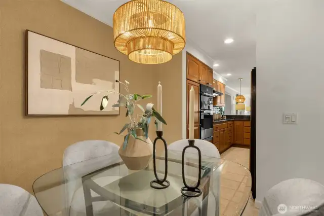 Dining room.