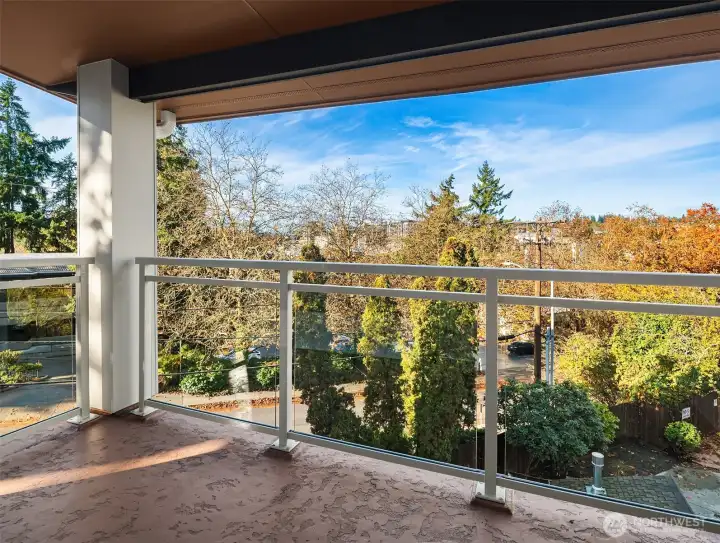 Corner unit with north and west light exposure