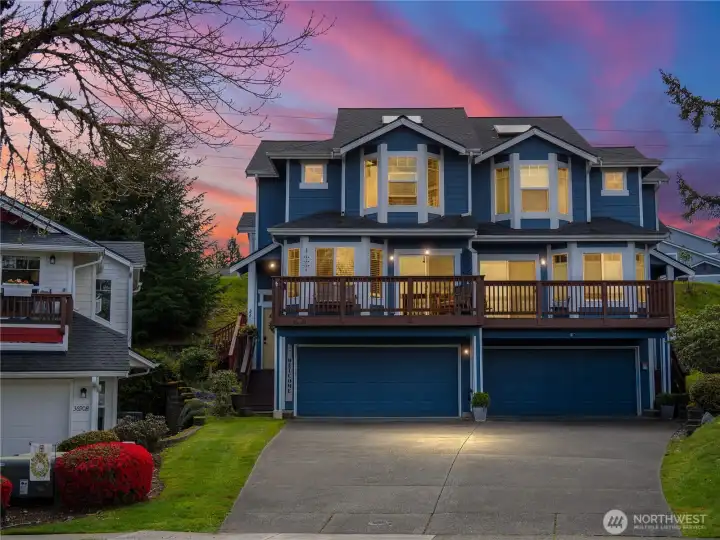 A beautiful home is awaiting you!