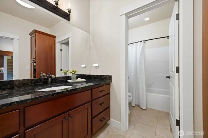 Spacious bathroom between bedroom 2 and 3