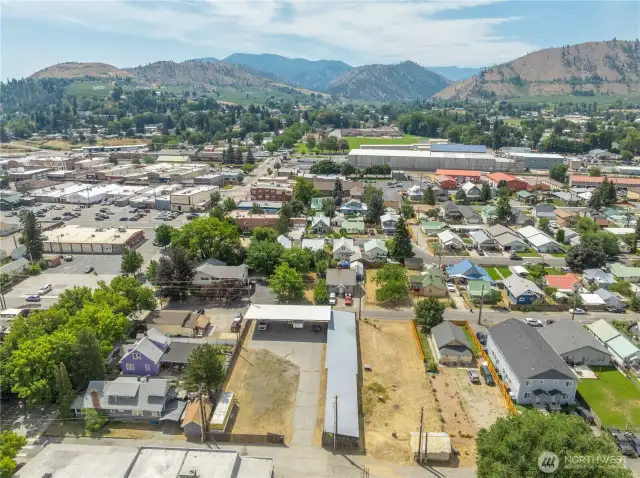 Overhead image of parcels with nearby residential development context.