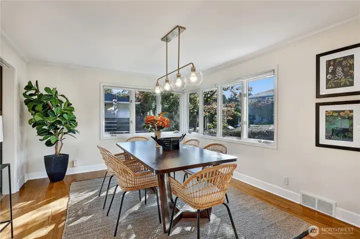 Formal dining room
