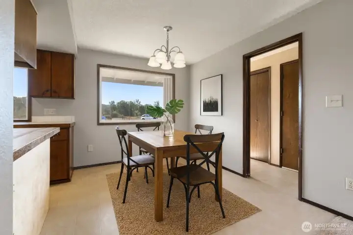 Virtually Staged Dining Room