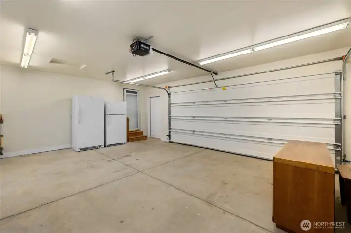 Attached 2 car garage