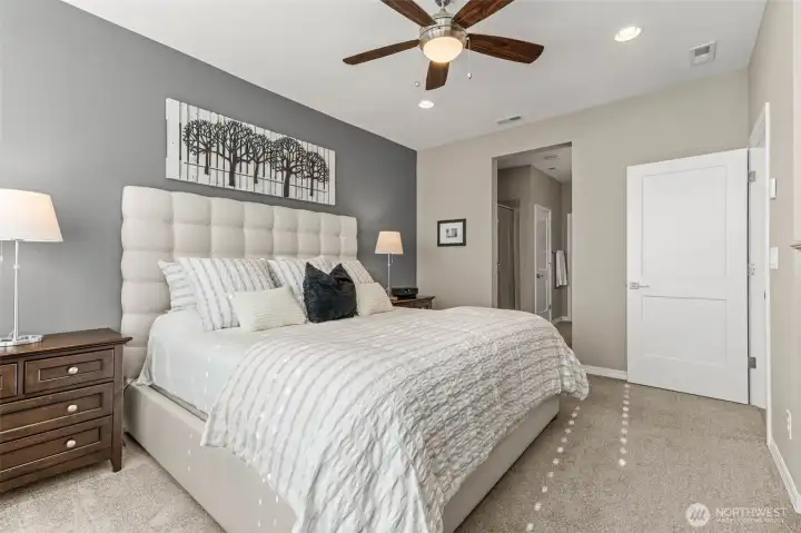 Primary BR with ensuite bath