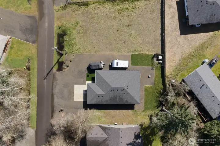 Driveway and side parking off quiet street