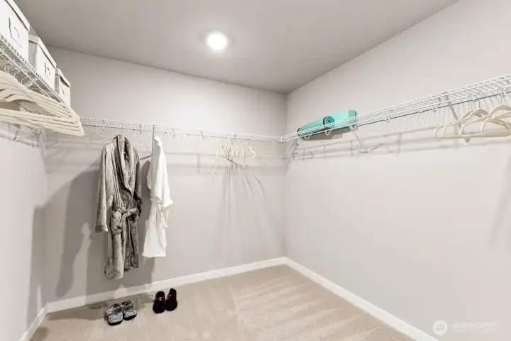 Ample wardrobe storage. Photo's are for representational purposes only. Colors and finishes may differ.