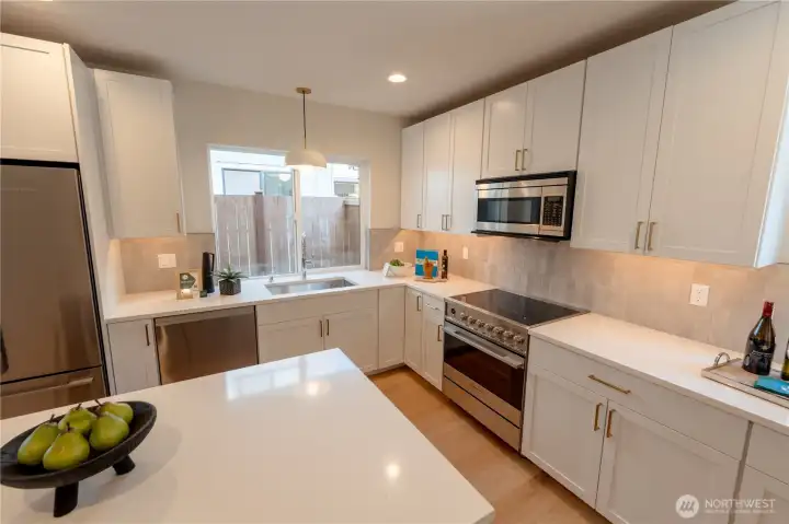 Spacious Chefs Kitchen with Island