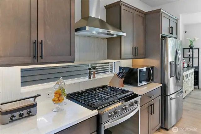 Beautiful appliances, gas range