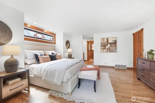 Primary suite on the main floor with en suite.