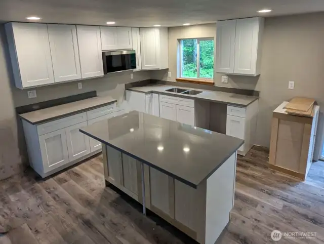 Open kitchen with Island