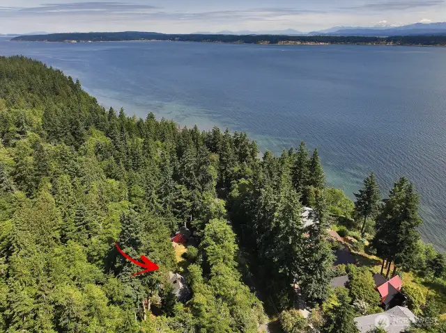 Your proximity to Saratoga Passage.