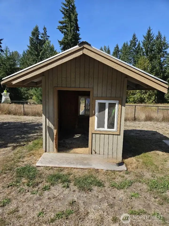 Playhouse, doghouse, extra storage?  Bring your ideas!