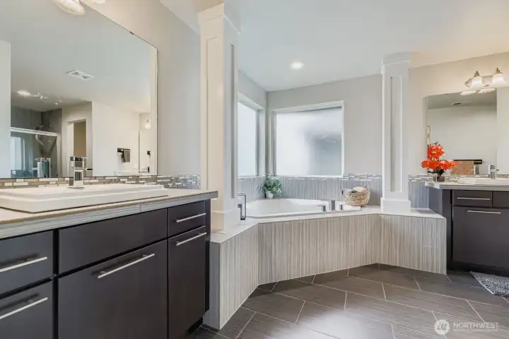 Primary bath
