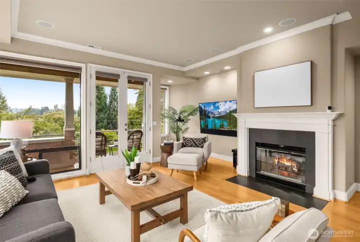 Green Lake views from your living room!