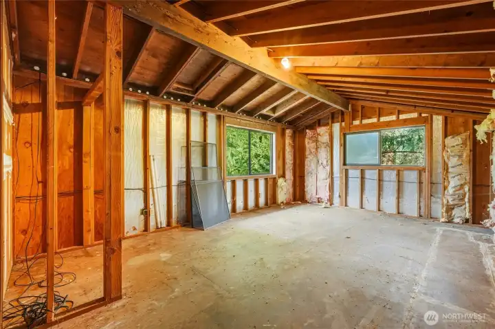 This unfinished room is has so many fun possibilities. Come and dream of what you want it to be.