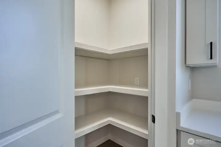 Photos from previous build at 721 Aster St Soap Lake for reference