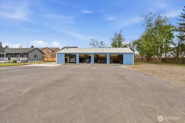 Ample space to pull your vehicles into the shop, maneuver around on the property.  Notice all the extra space to the right for additional parking, container storage, again let your imagination run wild.