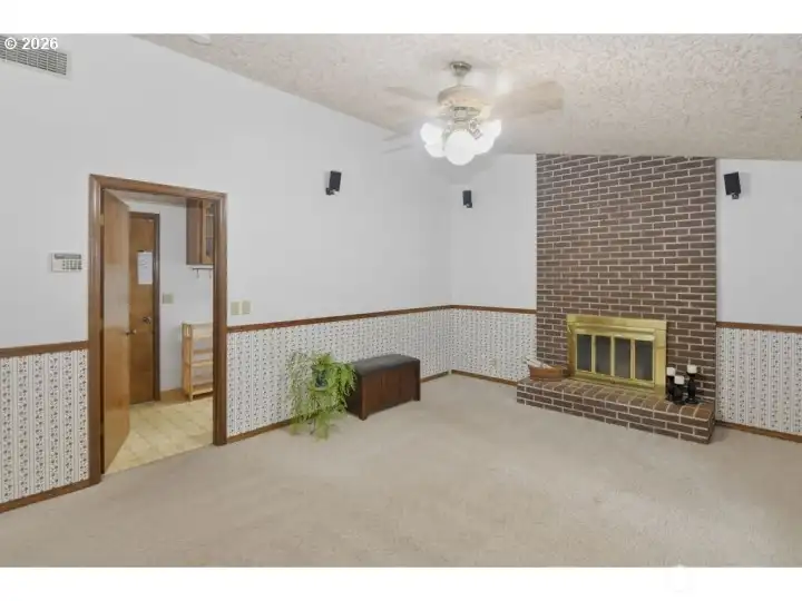 Entrance to Utility/mud room.