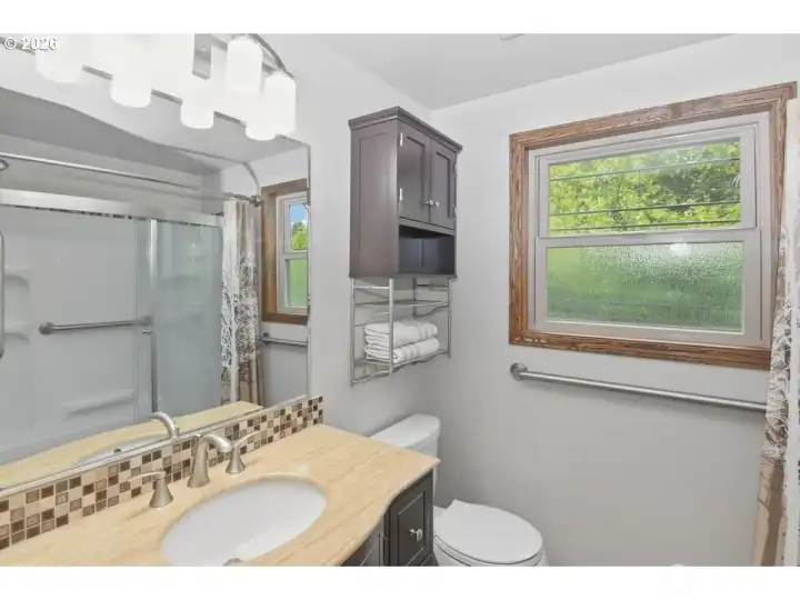 Main bathroom.