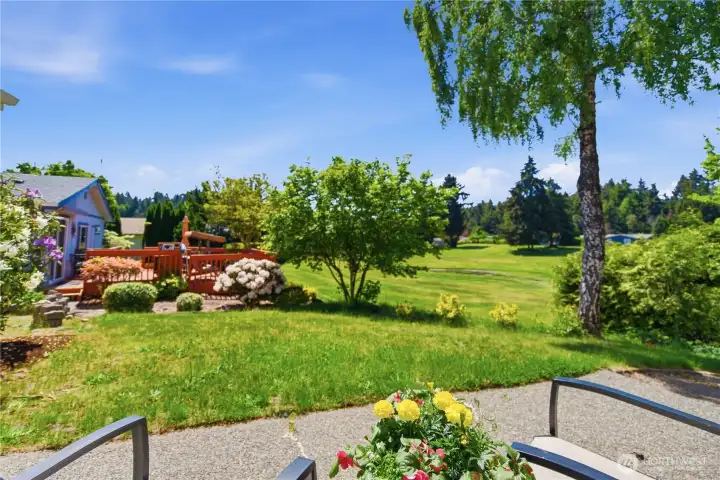 Come sit and sip your coffee and enjoy this pastoral view.