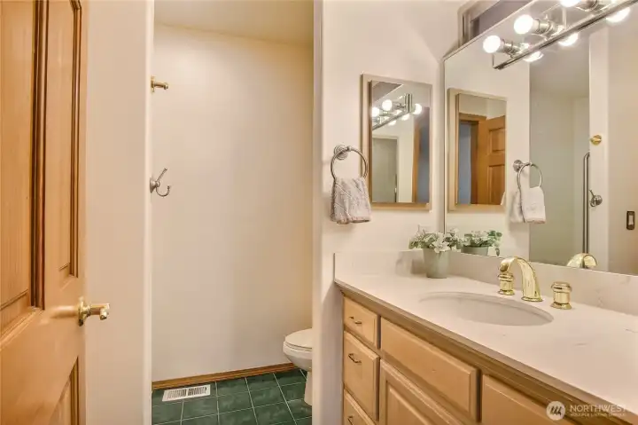 2nd bedroom has own 3/4 bathroom 2nd bedroom has own 3/4 bathroom