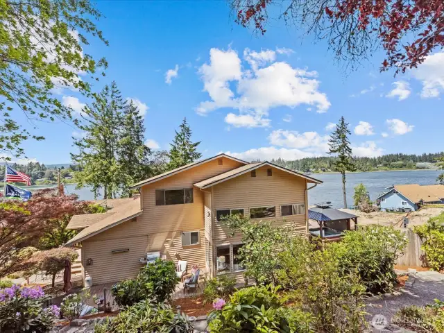 Gorgeous Views from a Solid Structured Home.