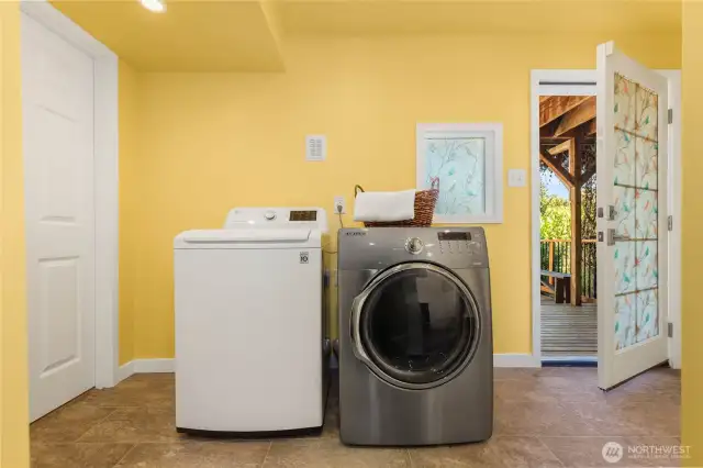 Basement laundry room