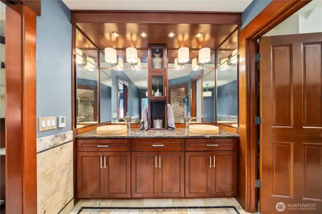 Primary bathroom w/custom onyx sinks