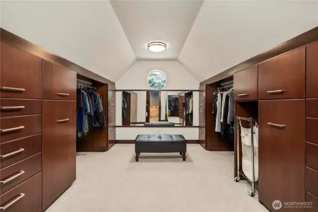 Large primary walk-in closet with 4ft deep drawers