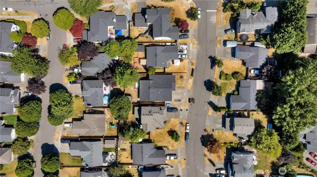 Coveted Fryeland neighborhood