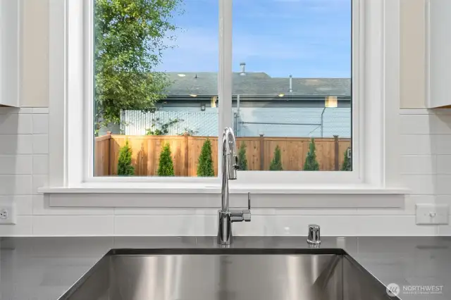 Disclaimer Secondary photos of same floor plan on different lot in different community: Photos are from another Warren, finishes, upgrades, and features may vary.