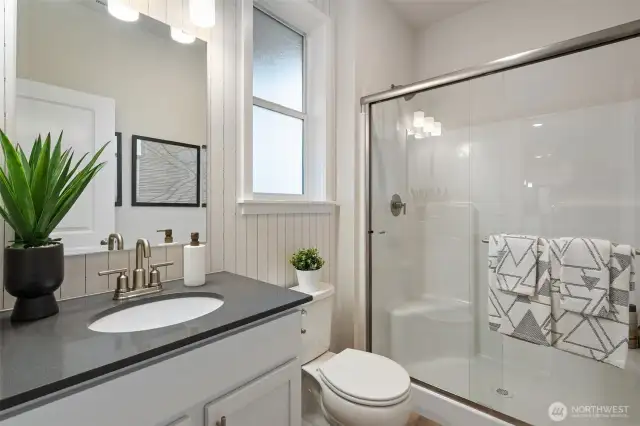 Disclaimer Secondary photos of same floor plan on different lot in different community: Photos are from another Warren, finishes, upgrades, and features may vary.