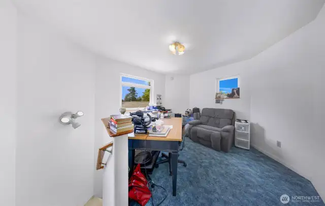 Loft/Office