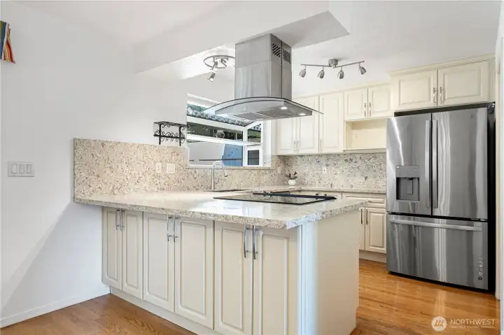 Recently remodeled Kitchen with quartz countertops