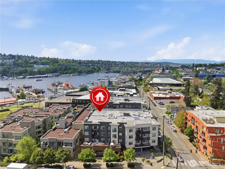 Aerial perspective highlighting Tavona’s close proximity to the Gas Works Park