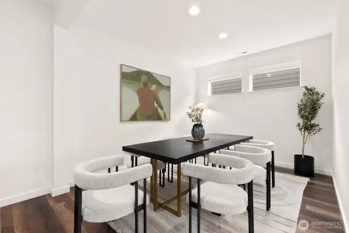 Full dining area