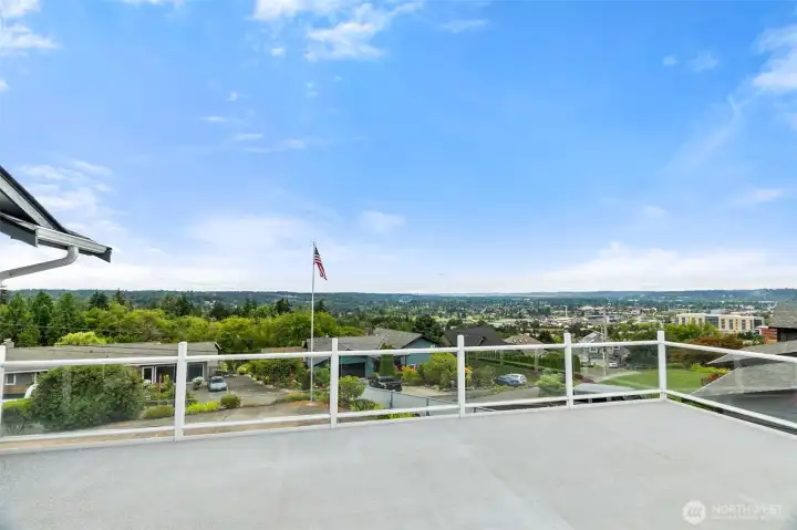 More amazing views off of your living room deck! More amazing views off of your living room deck!