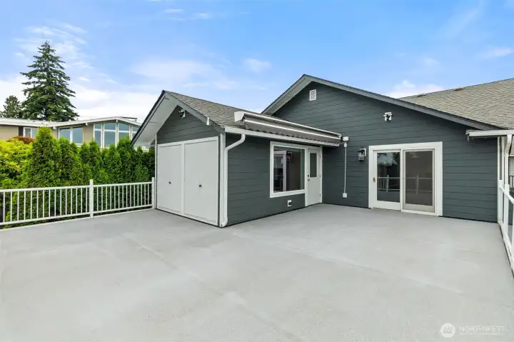 Access to the deck from flex space/office and living room. Additional storage as well. Access to the deck from flex space/office and living room. Additional storage as well.