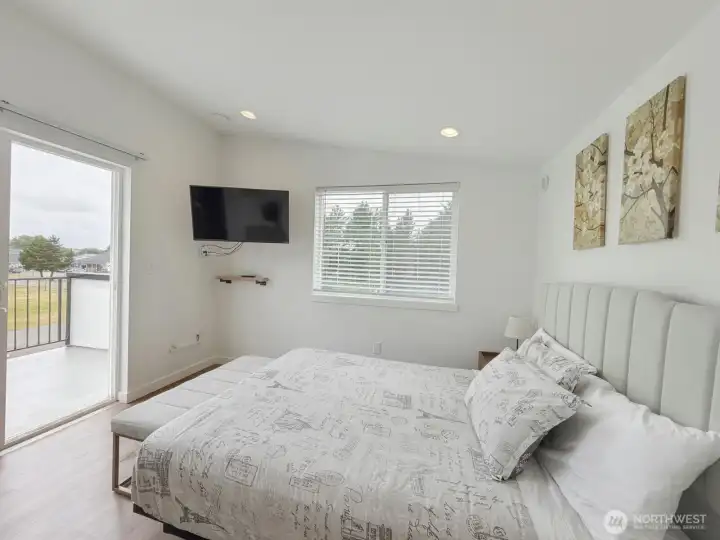 Bedroom loft on 3rd floor with access to spacious balcony