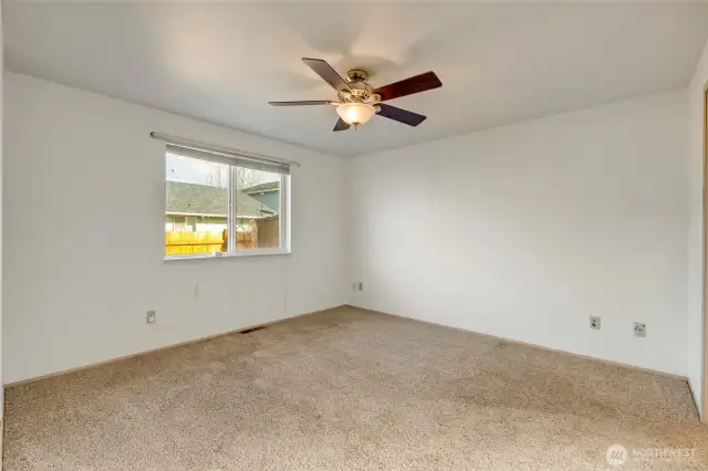 Spacious primary bedroom.