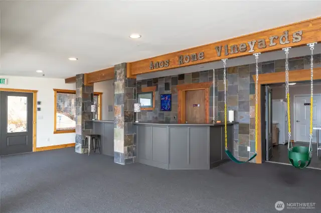 Lower Level Bar & Rec Room